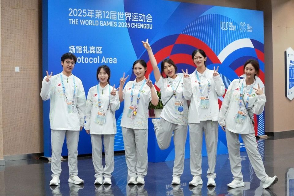 nuAWJ, 李科余动情