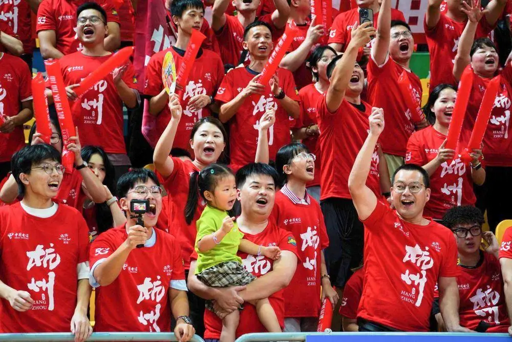 门票收入超, 赛上, 夺得