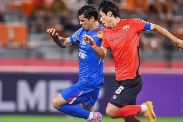 怎样的表现, 脚射门